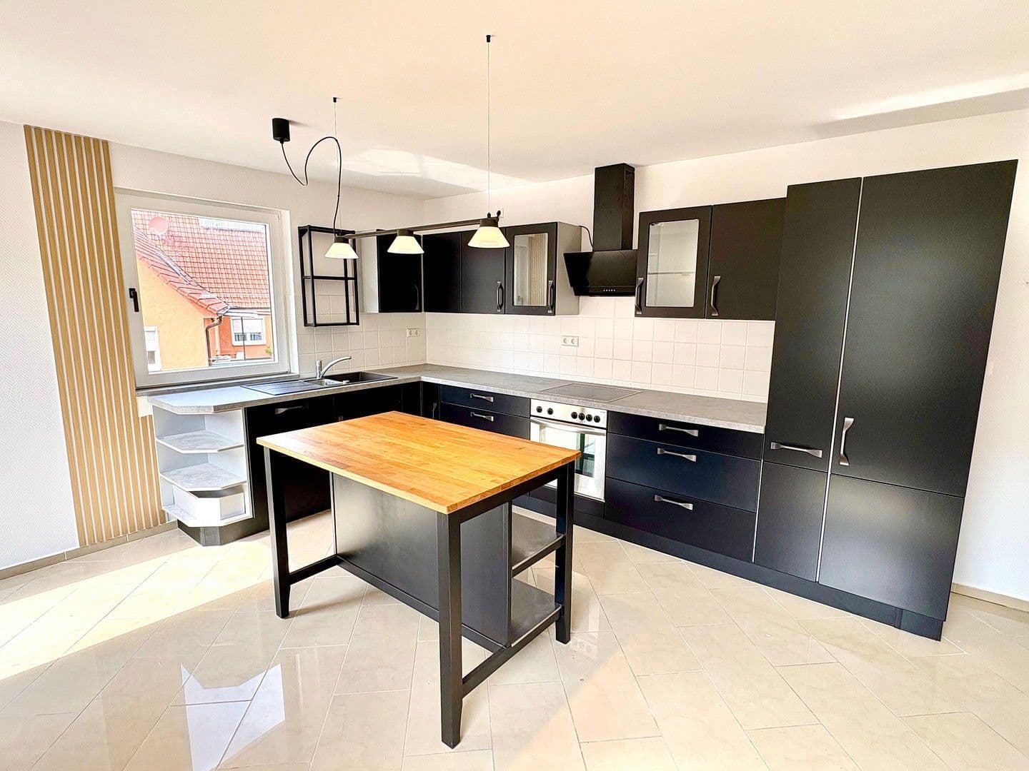 Prodej bytu 6+1 205 m², Rathausstraße 3, Forchtenberg, Bádensko-Württembersko Prodej bytu 6+1 205 m², Rathausstraße 3, Forchtenberg, Bádensko-Württembersko