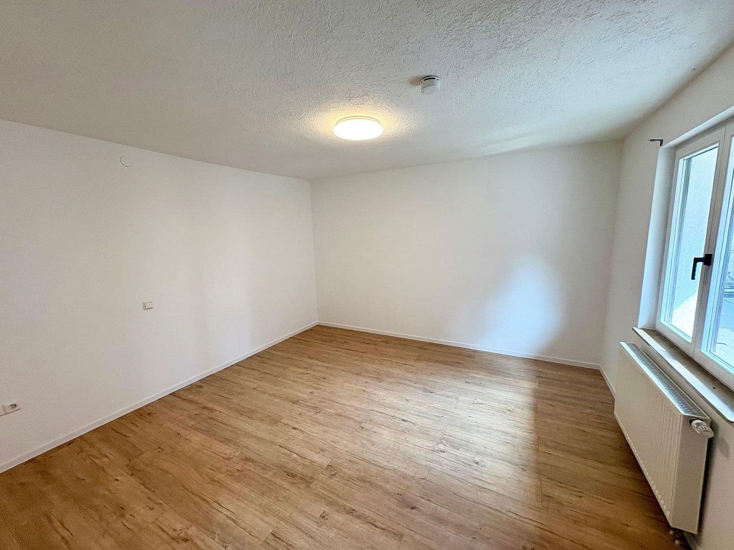 Prodej bytu 6+1 205 m², Rathausstraße 3, Forchtenberg, Bádensko-Württembersko Prodej bytu 6+1 205 m², Rathausstraße 3, Forchtenberg, Bádensko-Württembersko