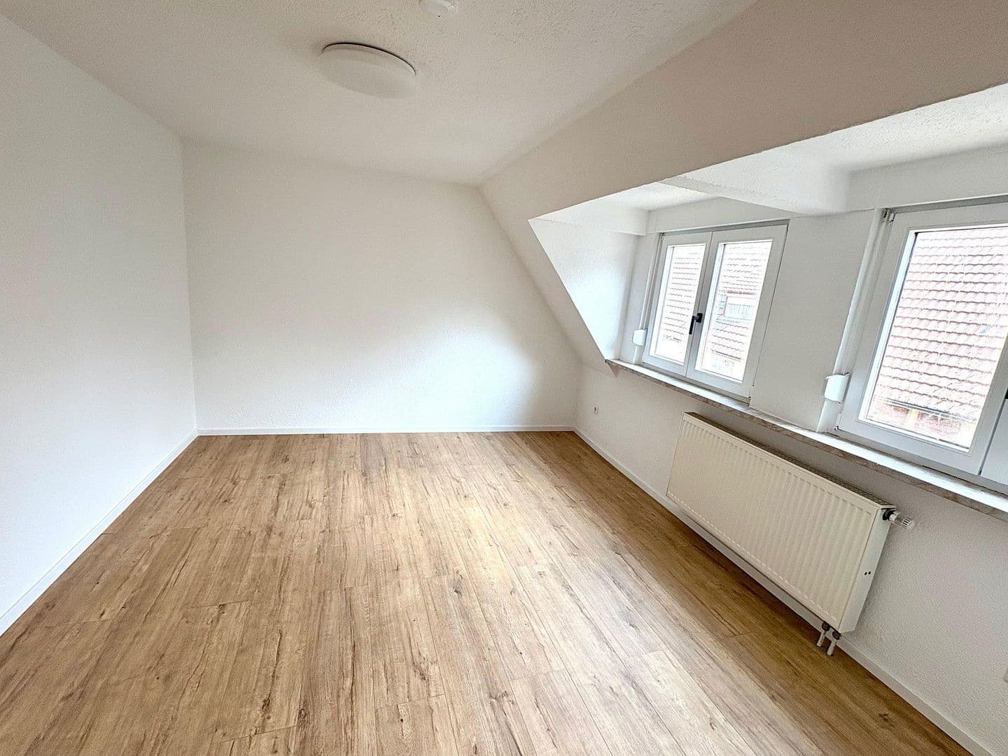 Prodej bytu 6+1 205 m², Rathausstraße 3, Forchtenberg, Bádensko-Württembersko Prodej bytu 6+1 205 m², Rathausstraße 3, Forchtenberg, Bádensko-Württembersko