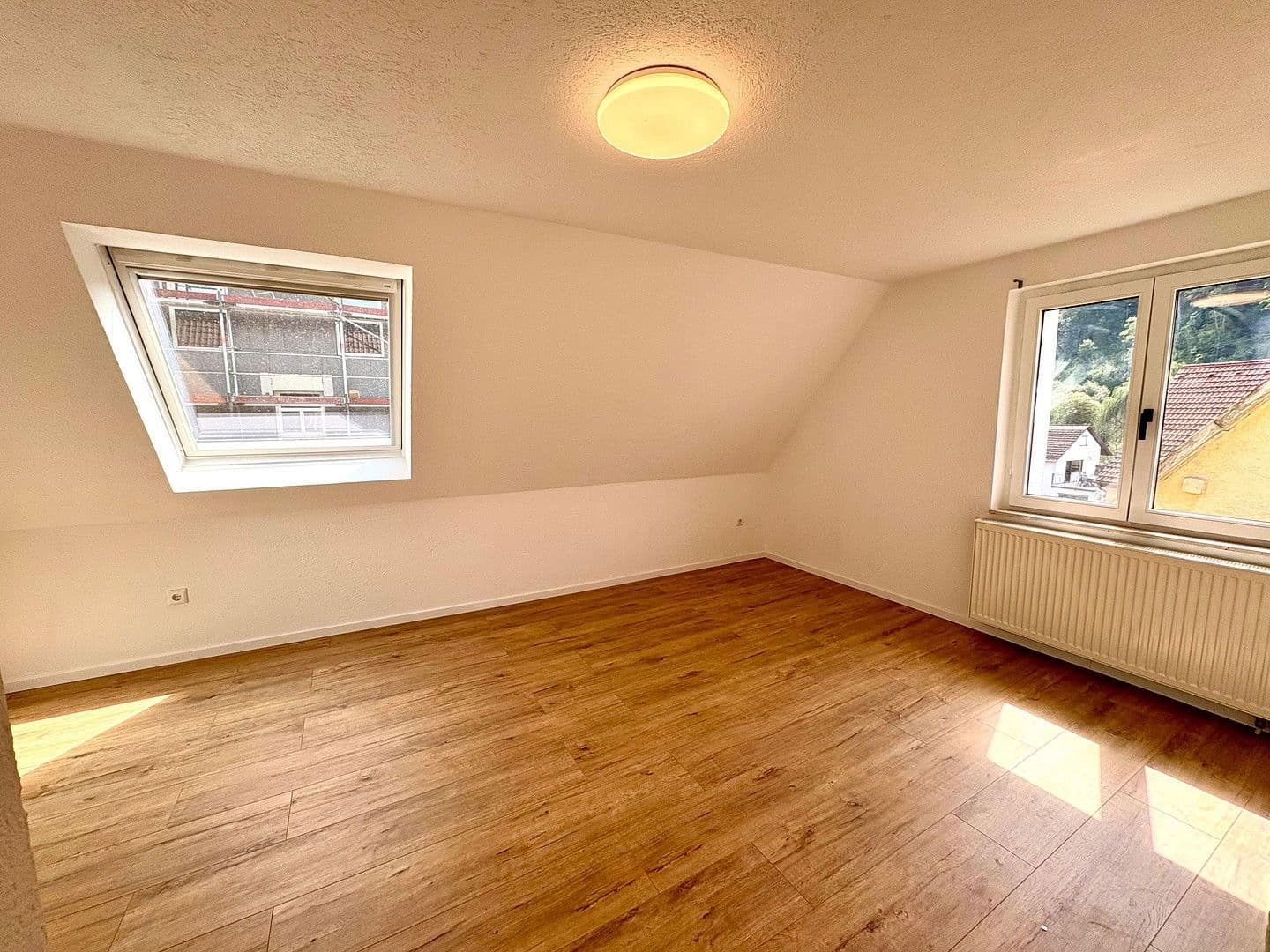 Prodej bytu 6+1 205 m², Rathausstraße 3, Forchtenberg, Bádensko-Württembersko Prodej bytu 6+1 205 m², Rathausstraße 3, Forchtenberg, Bádensko-Württembersko