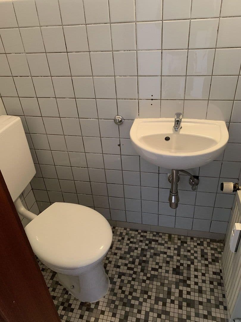 Prodej bytu 3+1 73 m², Triererstrasse 65, Konz, Porýní-Falc Prodej bytu 3+1 73 m², Triererstrasse 65, Konz, Porýní-Falc