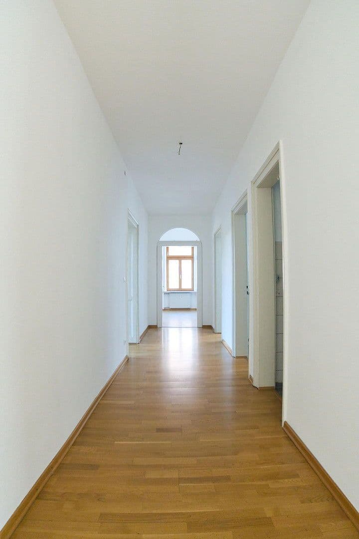 Pronájem kanceláře 225 m², Gratzmüllerstraße 1, Augsburg, Bavorsko Pronájem kanceláře 225 m², Gratzmüllerstraße 1, Augsburg, Bavorsko