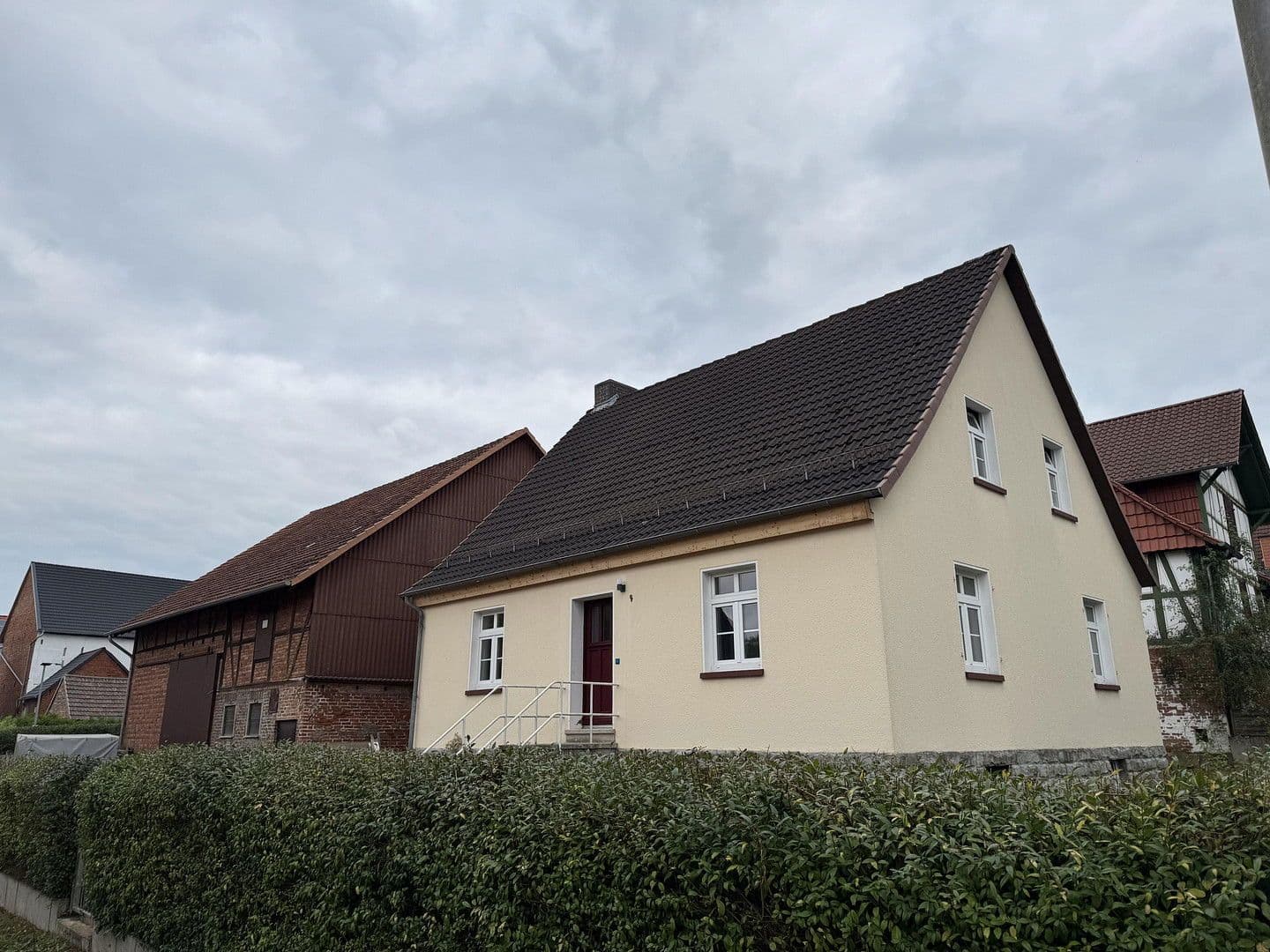 Prodej domu 144 m², pozemek 936 m², Wolfhagen, Hessen Prodej domu 144 m², pozemek 936 m², Wolfhagen, Hessen