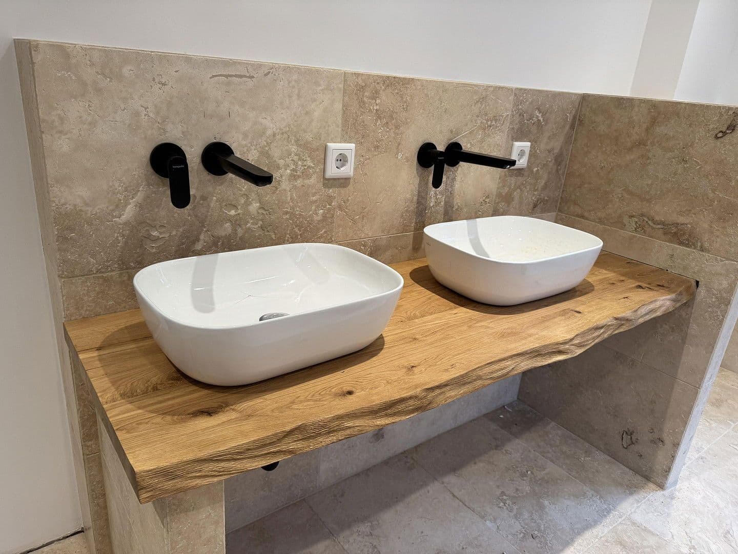 Prodej domu 144 m², pozemek 936 m², Wolfhagen, Hessen Prodej domu 144 m², pozemek 936 m², Wolfhagen, Hessen