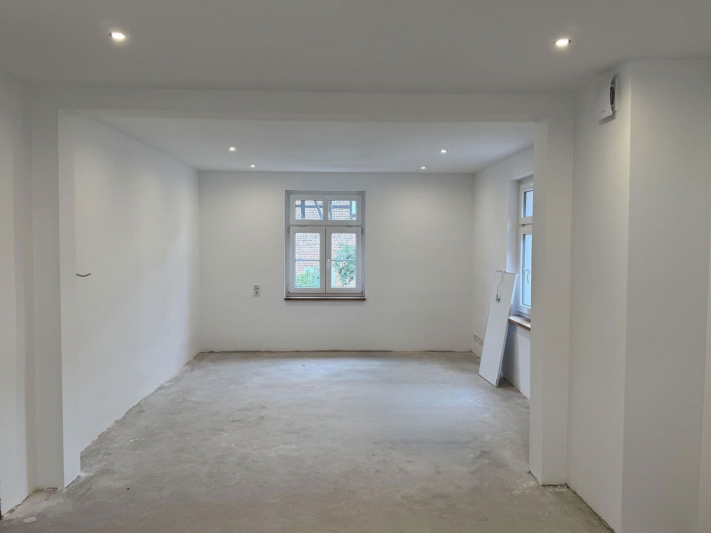 Prodej domu 144 m², pozemek 936 m², Wolfhagen, Hessen Prodej domu 144 m², pozemek 936 m², Wolfhagen, Hessen
