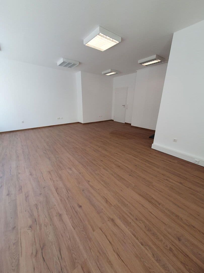 Pronájem kanceláře 62 m², Bauerngasse 87, Schweinfurt, Bavorsko Pronájem kanceláře 62 m², Bauerngasse 87, Schweinfurt, Bavorsko