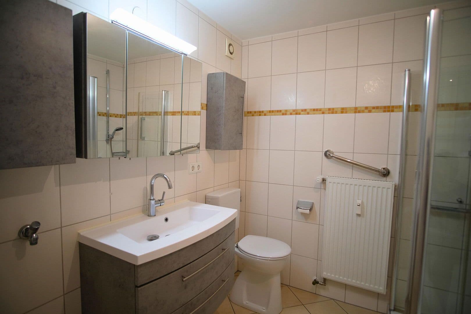 Prodej bytu 4+1 98 m², Gottmadingen, Bádensko-Württembersko Prodej bytu 4+1 98 m², Gottmadingen, Bádensko-Württembersko