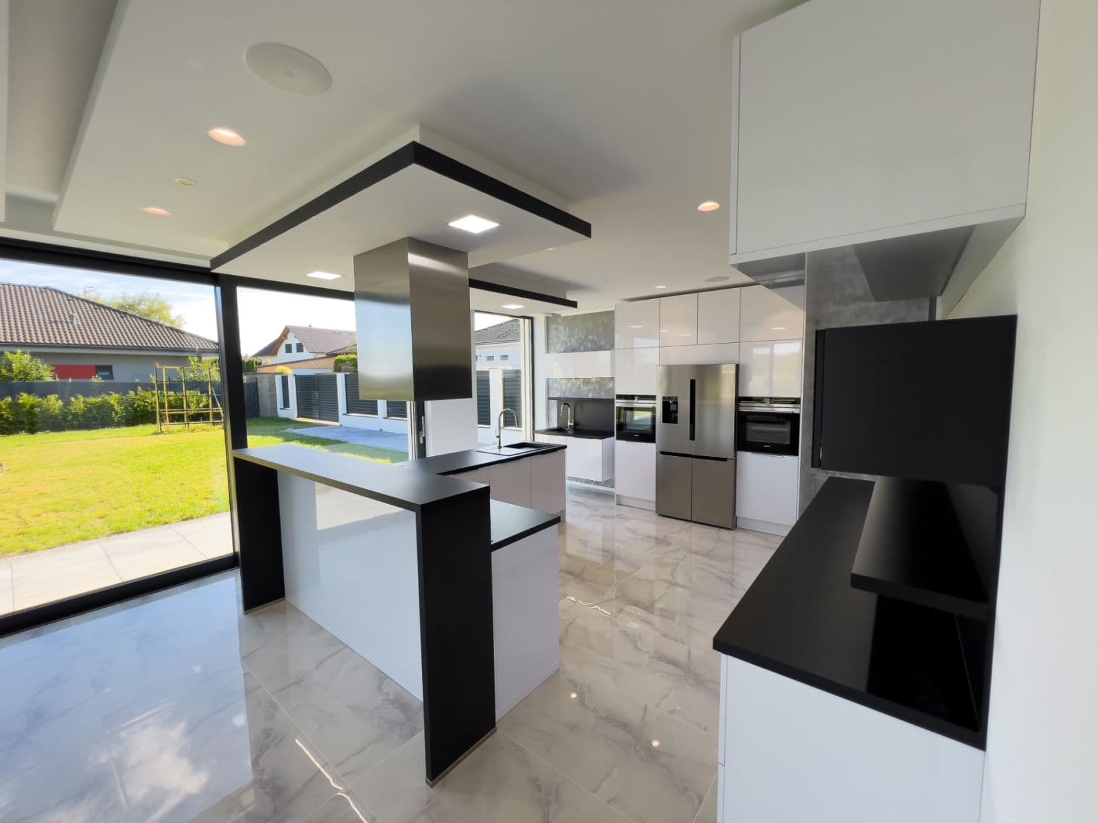 Prodej domu 280 m², pozemek 1.061 m², Oblouková, Všestary, Středočeský kraj Prodej domu 280 m², pozemek 1.061 m², Oblouková, Všestary, Středočeský kraj