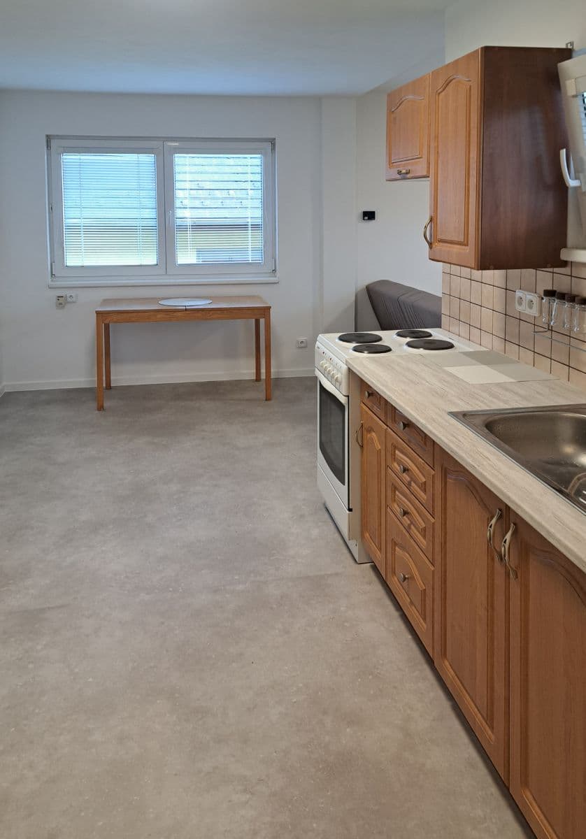 Pronájem domu 42 m², pozemek 300 m², Žitná, Hvozdná, Zlínský kraj Pronájem domu 42 m², pozemek 300 m², Žitná, Hvozdná, Zlínský kraj