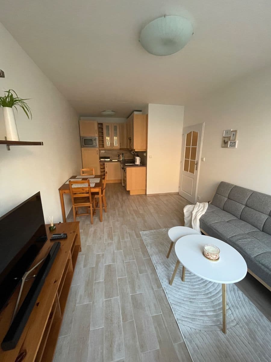 Pronájem bytu 2+kk 42 m², Pujmanové, Praha, Praha Pronájem bytu 2+kk 42 m², Pujmanové, Praha, Praha