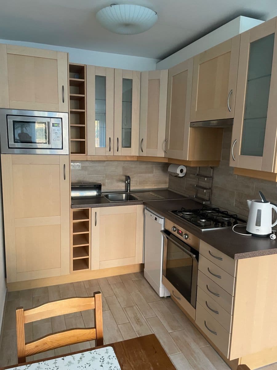 Pronájem bytu 2+kk 42 m², Pujmanové, Praha, Praha Pronájem bytu 2+kk 42 m², Pujmanové, Praha, Praha