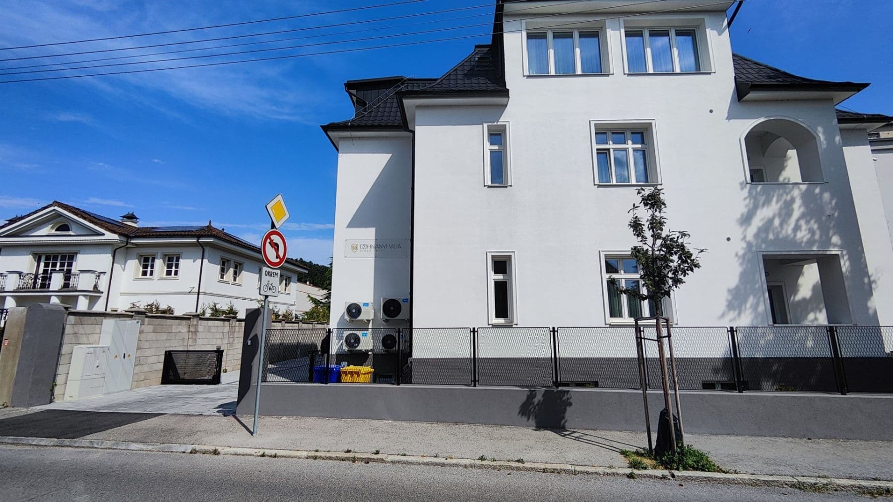 Pronájem garáže 20 m², Piaristická, Trenčín, Trenčiansky kraj Pronájem garáže 20 m², Piaristická, Trenčín, Trenčiansky kraj