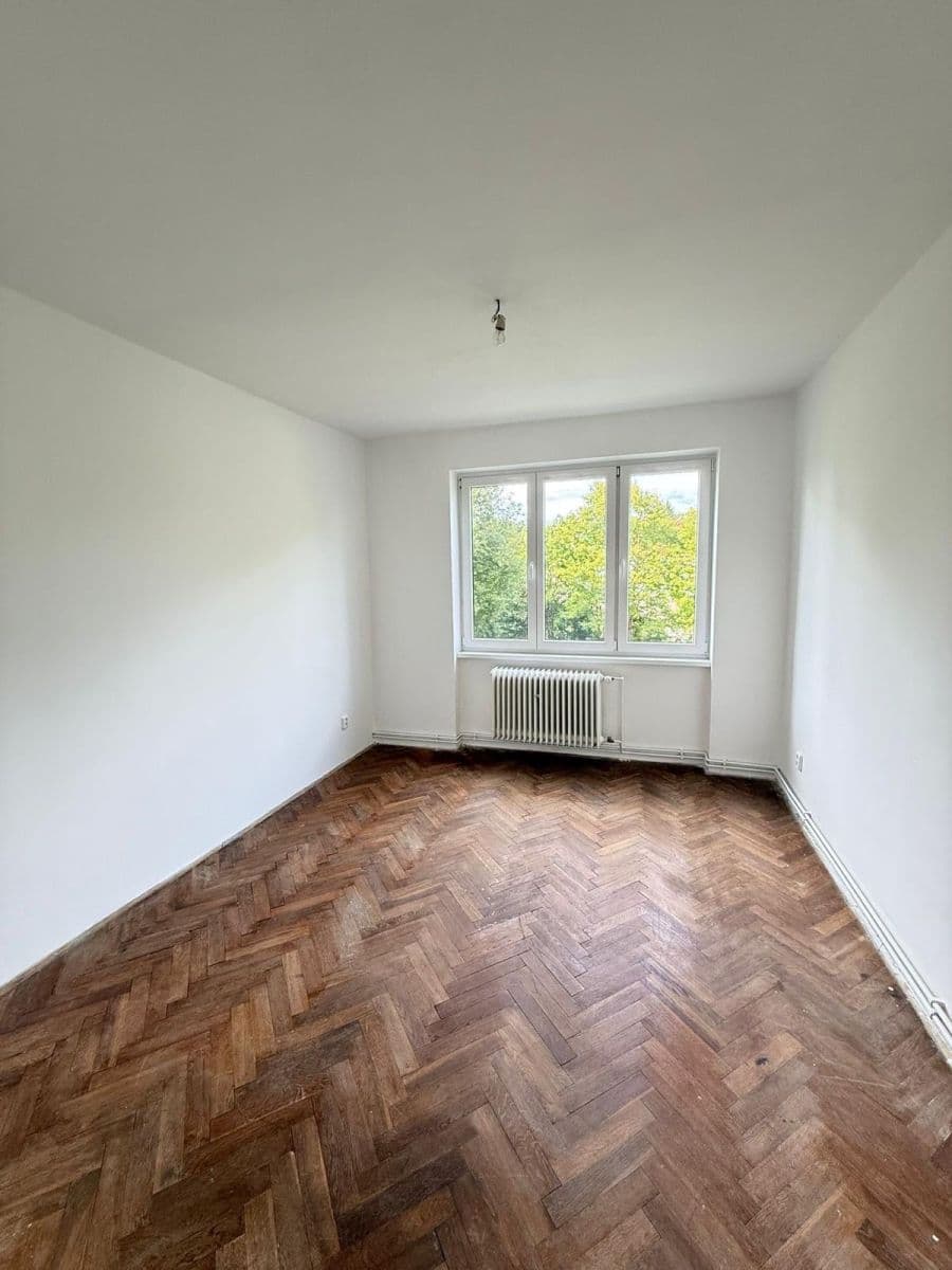 Prodej bytu 4+1 81 m², 5. května, Plesná, Karlovarský kraj Prodej bytu 4+1 81 m², 5. května, Plesná, Karlovarský kraj