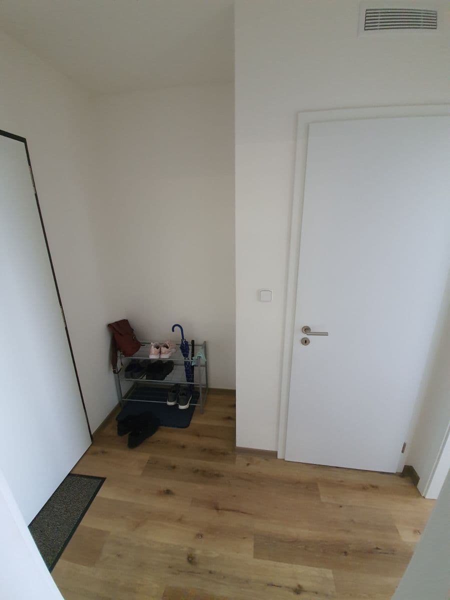 Pronájem bytu 2+kk 53 m², Ferrariho, Praha, Praha Pronájem bytu 2+kk 53 m², Ferrariho, Praha, Praha