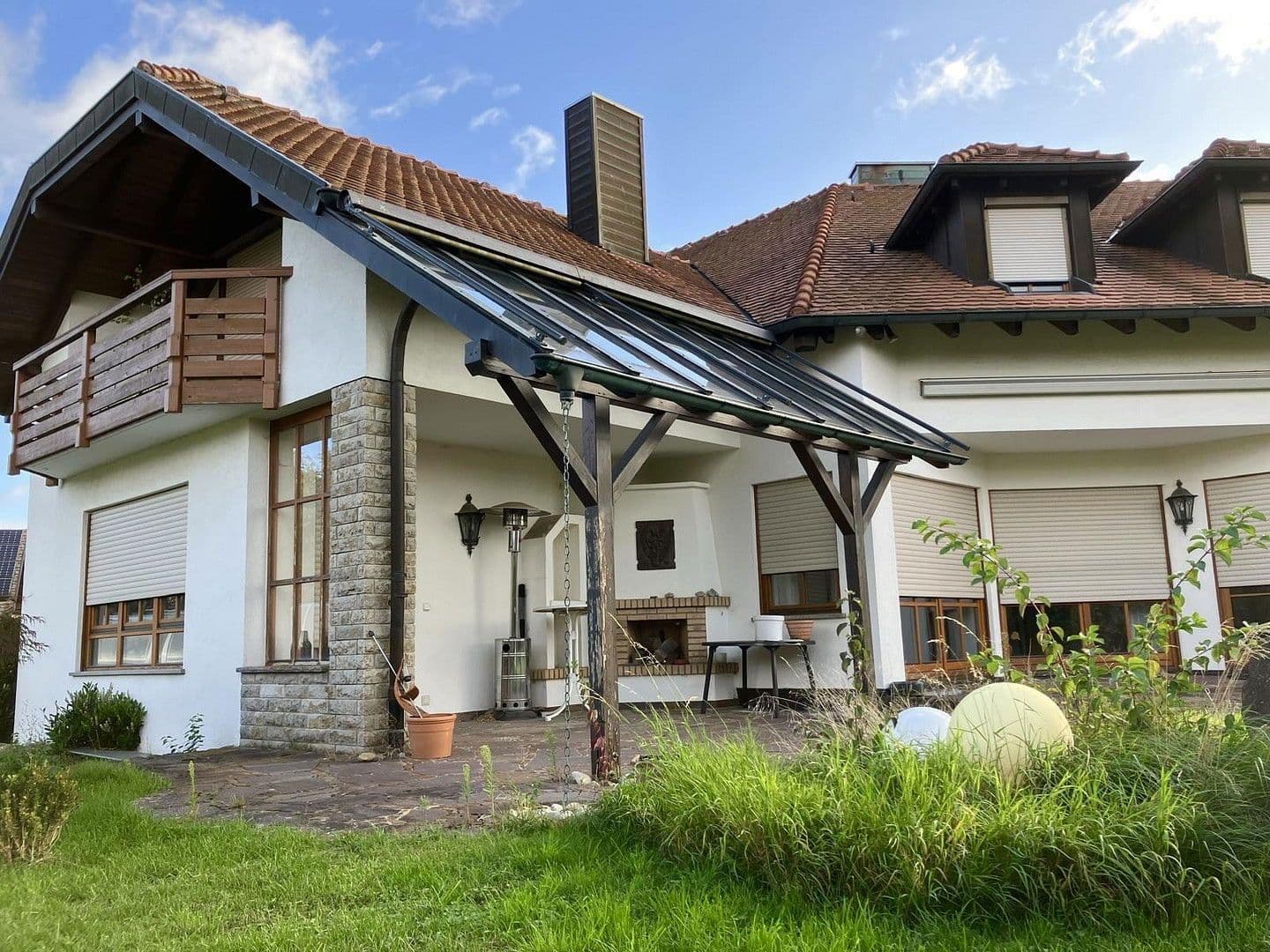 Prodej domu 250 m², pozemek 2.900 m², Boxberg, Bádensko-Württembersko Prodej domu 250 m², pozemek 2.900 m², Boxberg, Bádensko-Württembersko
