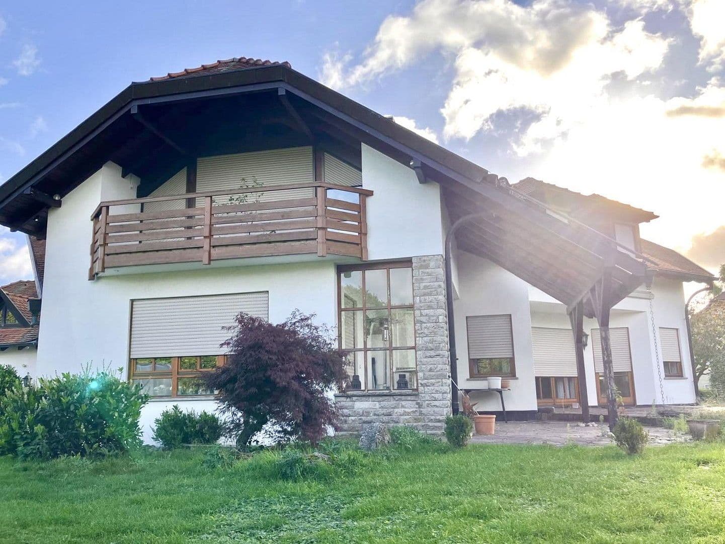 Prodej domu 250 m², pozemek 2.900 m², Boxberg, Bádensko-Württembersko Prodej domu 250 m², pozemek 2.900 m², Boxberg, Bádensko-Württembersko
