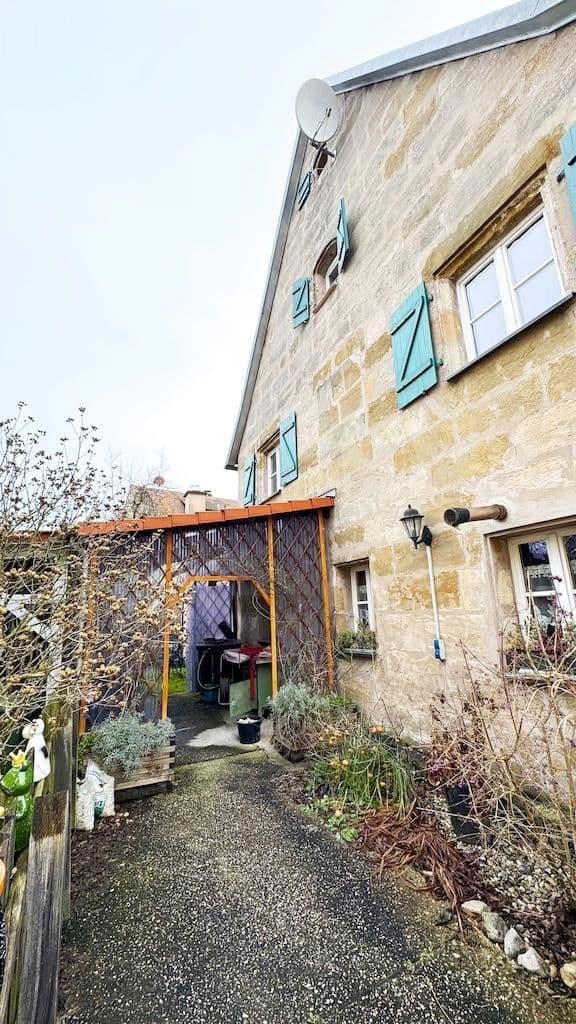 Prodej domu 180 m², pozemek 238 m², Lauf an der Pegnitz, Bavorsko Prodej domu 180 m², pozemek 238 m², Lauf an der Pegnitz, Bavorsko