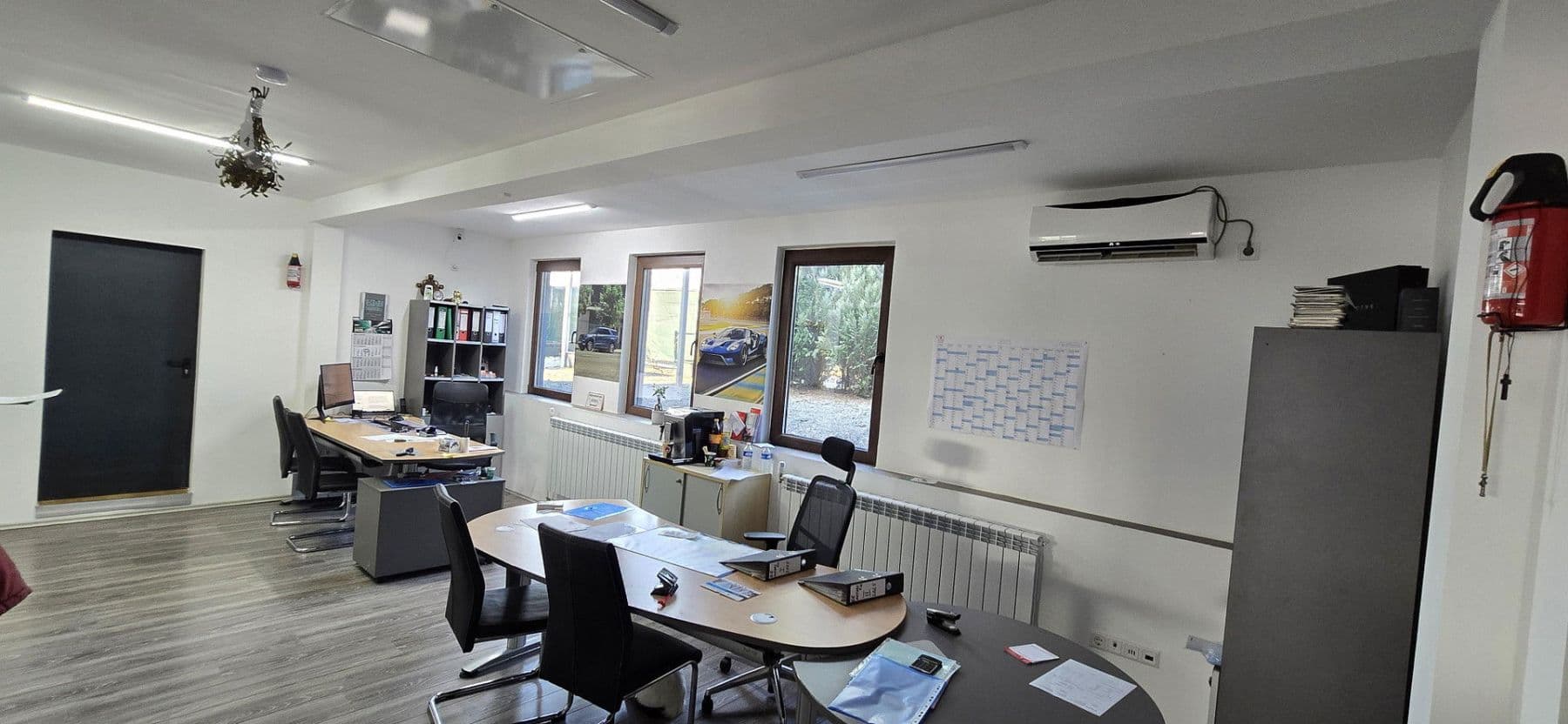 Prodej nebytového prostoru 1.496 m², Leingarten, Bádensko-Württembersko Prodej nebytového prostoru 1.496 m², Leingarten, Bádensko-Württembersko