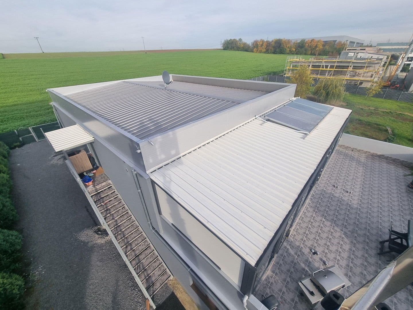 Prodej nebytového prostoru 1.496 m², Leingarten, Bádensko-Württembersko Prodej nebytového prostoru 1.496 m², Leingarten, Bádensko-Württembersko