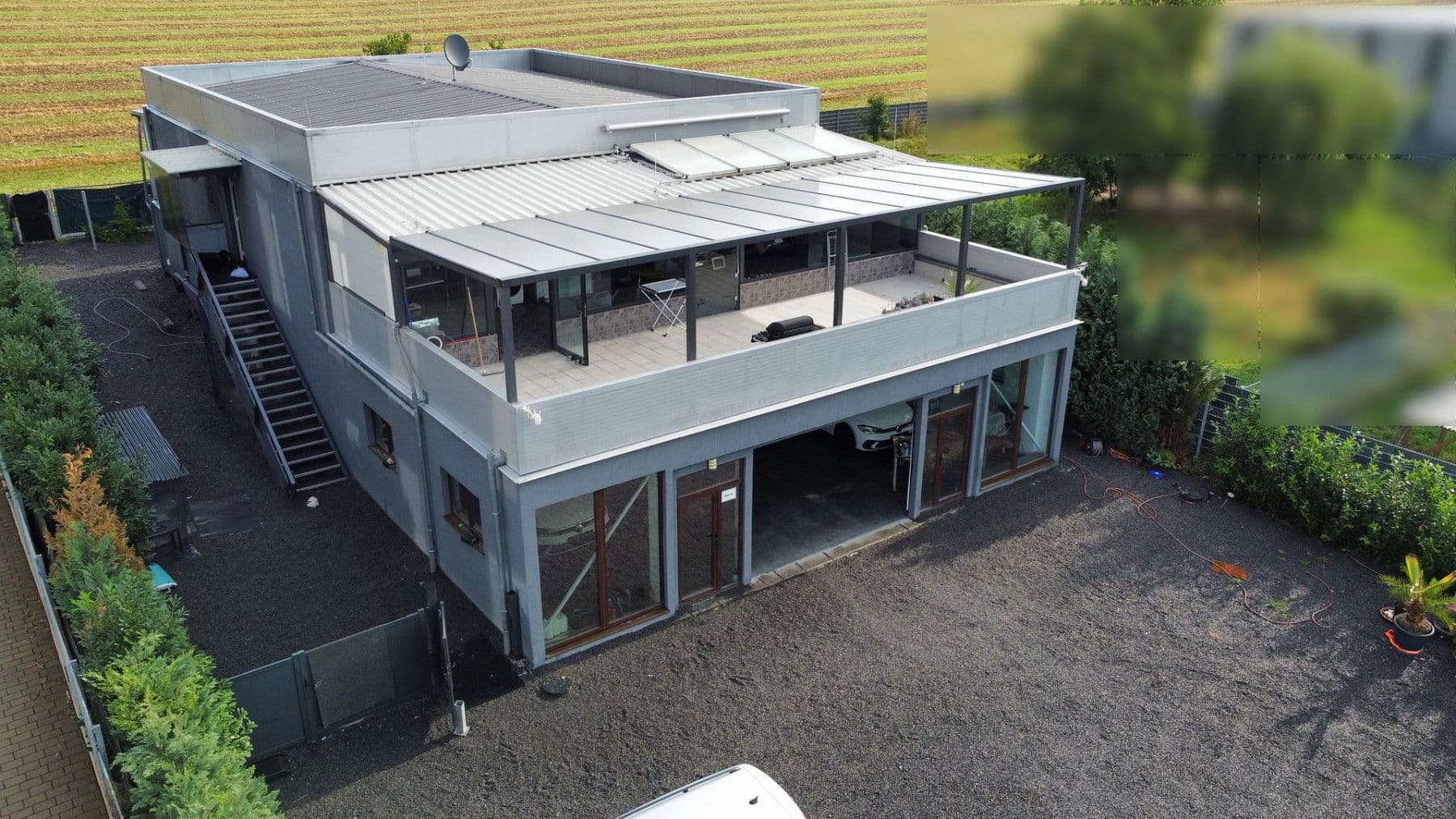 Prodej nebytového prostoru 1.496 m², Leingarten, Bádensko-Württembersko Prodej nebytového prostoru 1.496 m², Leingarten, Bádensko-Württembersko