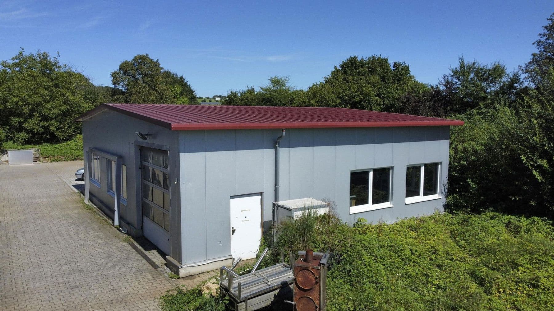 Pronájem nebytového prostoru 200 m², Fliederstrasse, Obrigheim, Bádensko-Württembersko Pronájem nebytového prostoru 200 m², Fliederstrasse, Obrigheim, Bádensko-Württembersko