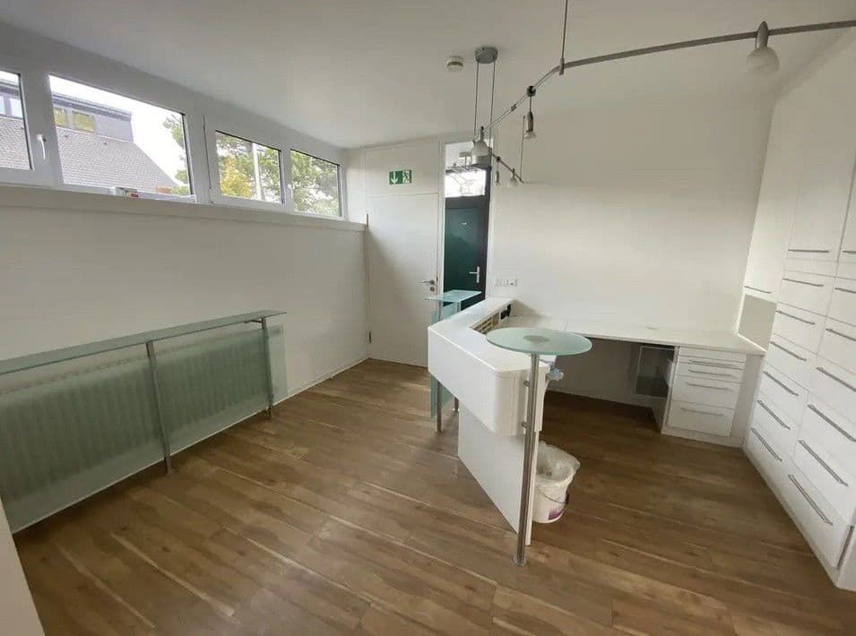 Pronájem kanceláře 120 m², Stockstadt am Rhein, Hessen Pronájem kanceláře 120 m², Stockstadt am Rhein, Hessen