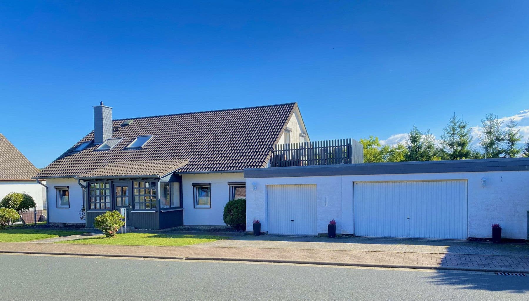 Prodej domu 191 m², pozemek 836 m², Lamspringe, Dolní Sasko Prodej domu 191 m², pozemek 836 m², Lamspringe, Dolní Sasko