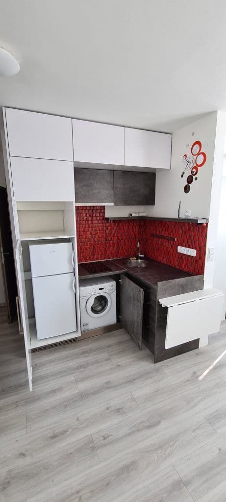 Pronájem bytu 1+kk 35 m², Bílinská, Praha, Praha Pronájem bytu 1+kk 35 m², Bílinská, Praha, Praha