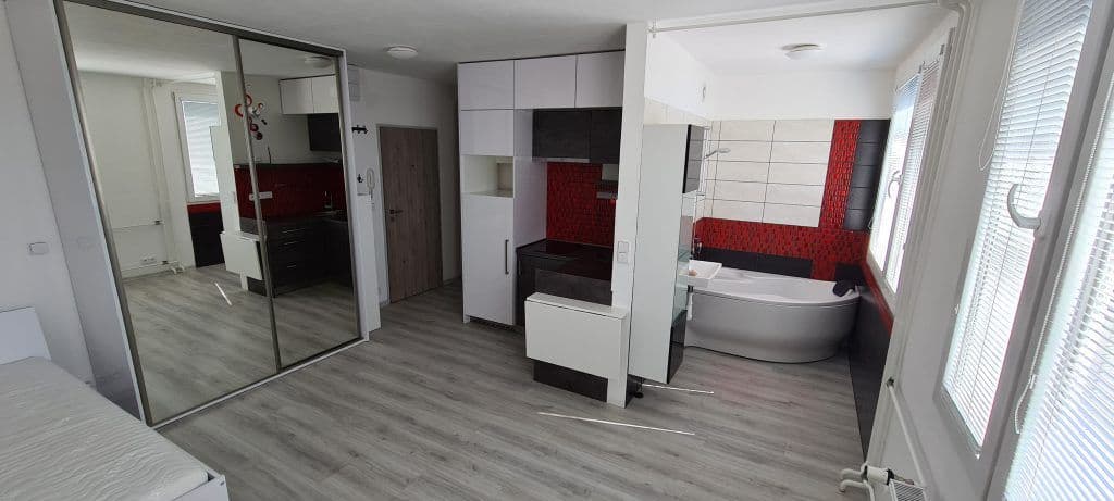 Pronájem bytu 1+kk 35 m², Bílinská, Praha, Praha Pronájem bytu 1+kk 35 m², Bílinská, Praha, Praha
