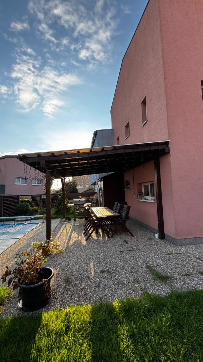 Prodej domu 87 m², pozemek 485 m², Rosická, Popůvky, Jihomoravský kraj Prodej domu 87 m², pozemek 485 m², Rosická, Popůvky, Jihomoravský kraj