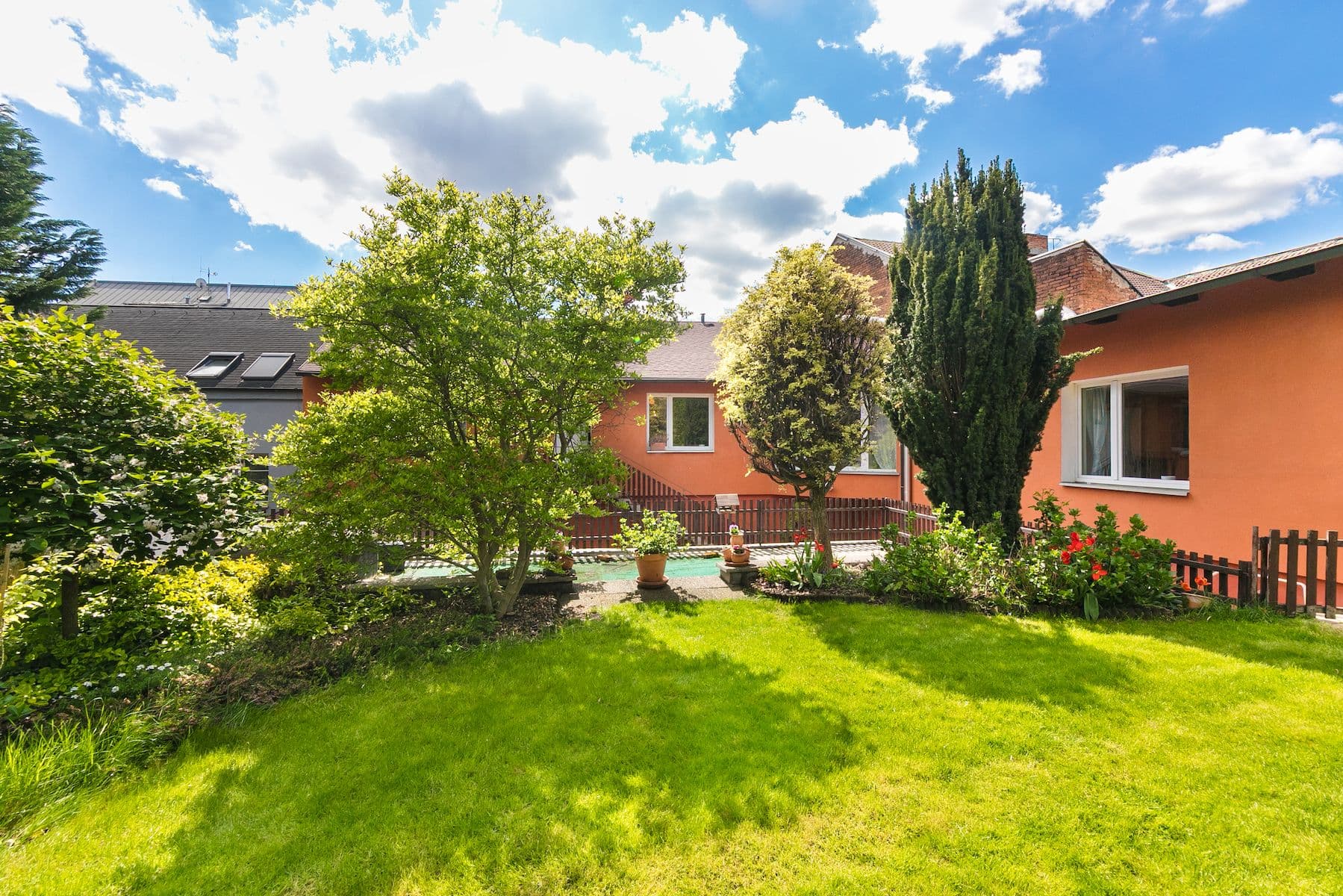 Prodej domu 411 m², pozemek 478 m², Zenklova, Praha, Praha Prodej domu 411 m², pozemek 478 m², Zenklova, Praha, Praha