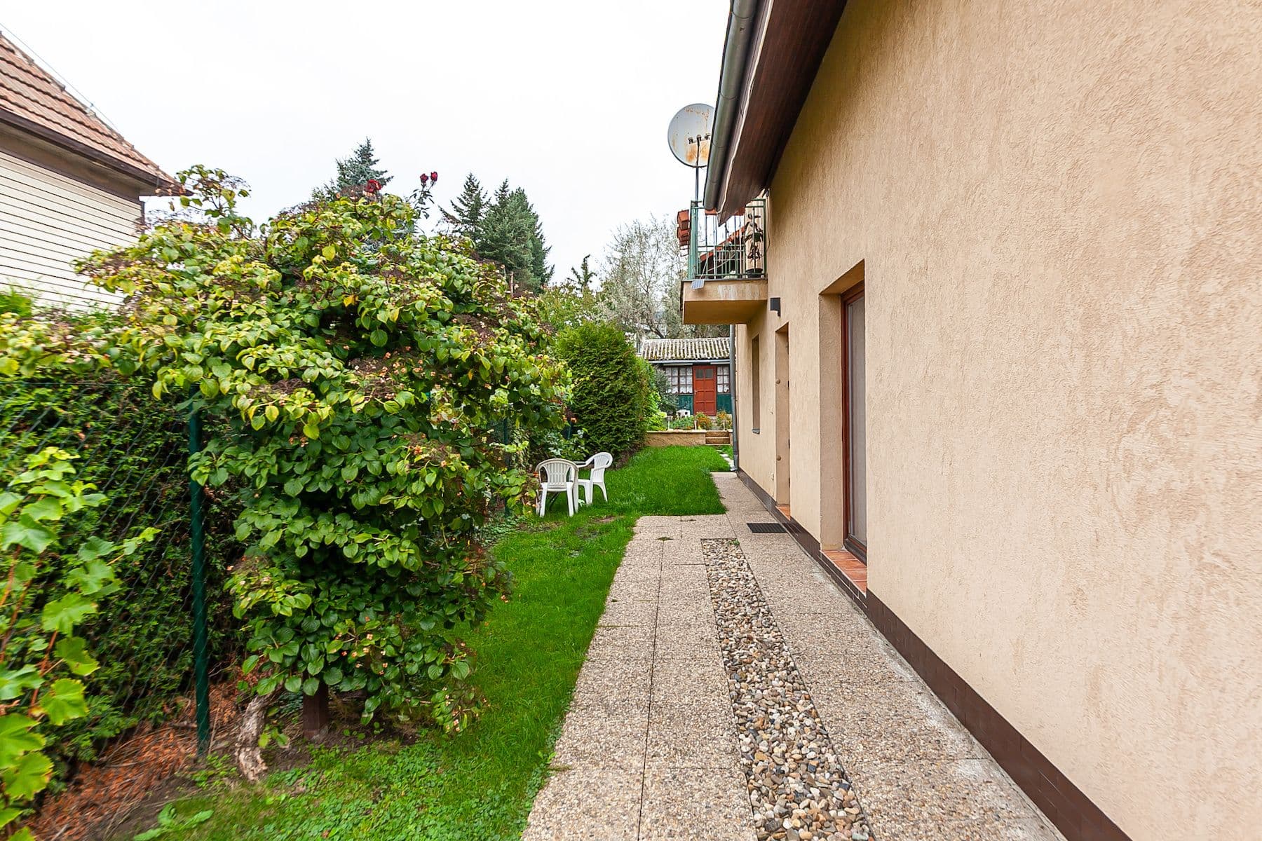 Prodej bytu 4+1 371 m², Palouky, Hostivice, Středočeský kraj Prodej bytu 4+1 371 m², Palouky, Hostivice, Středočeský kraj