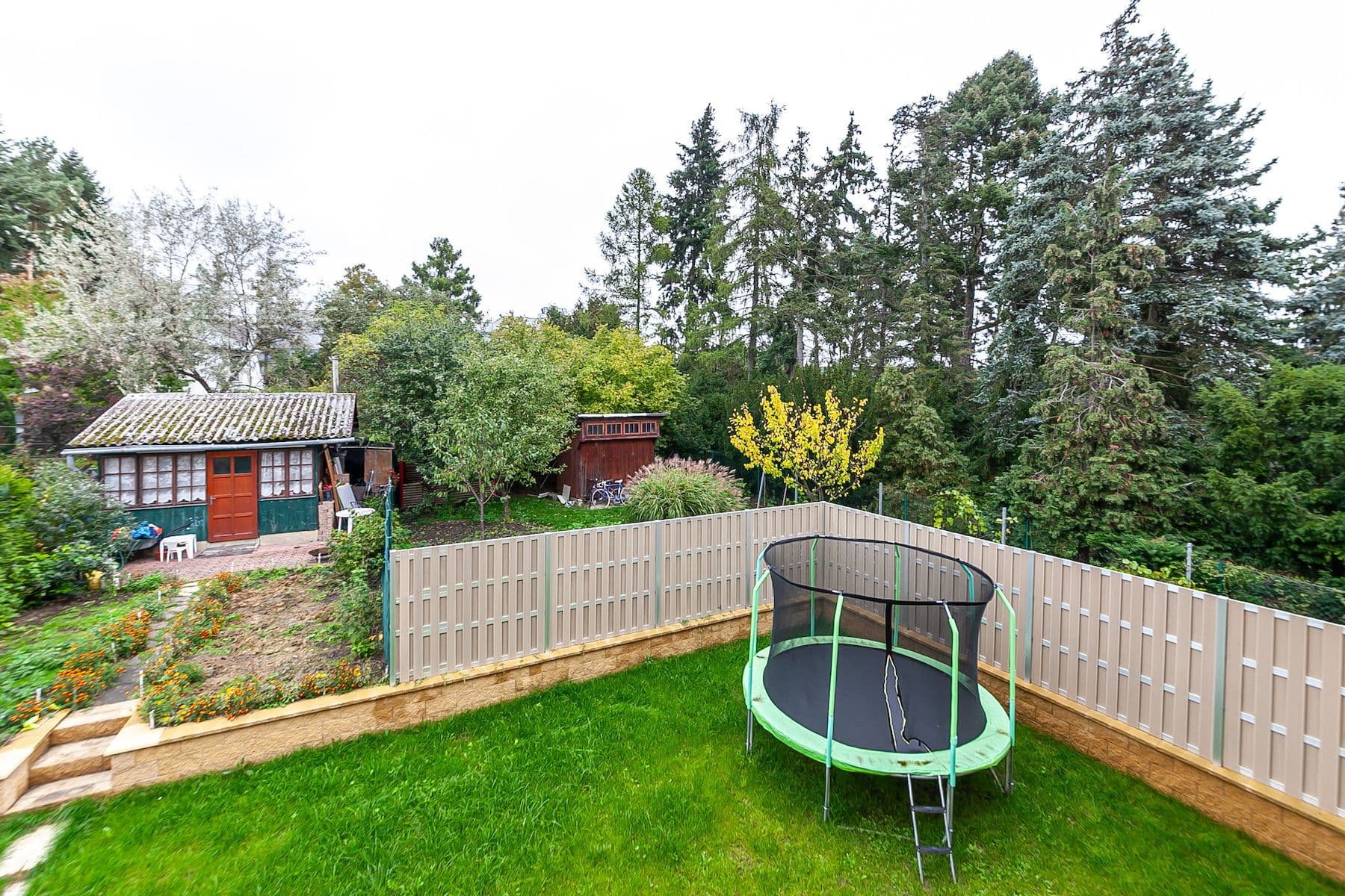 Prodej bytu 4+1 371 m², Palouky, Hostivice, Středočeský kraj Prodej bytu 4+1 371 m², Palouky, Hostivice, Středočeský kraj