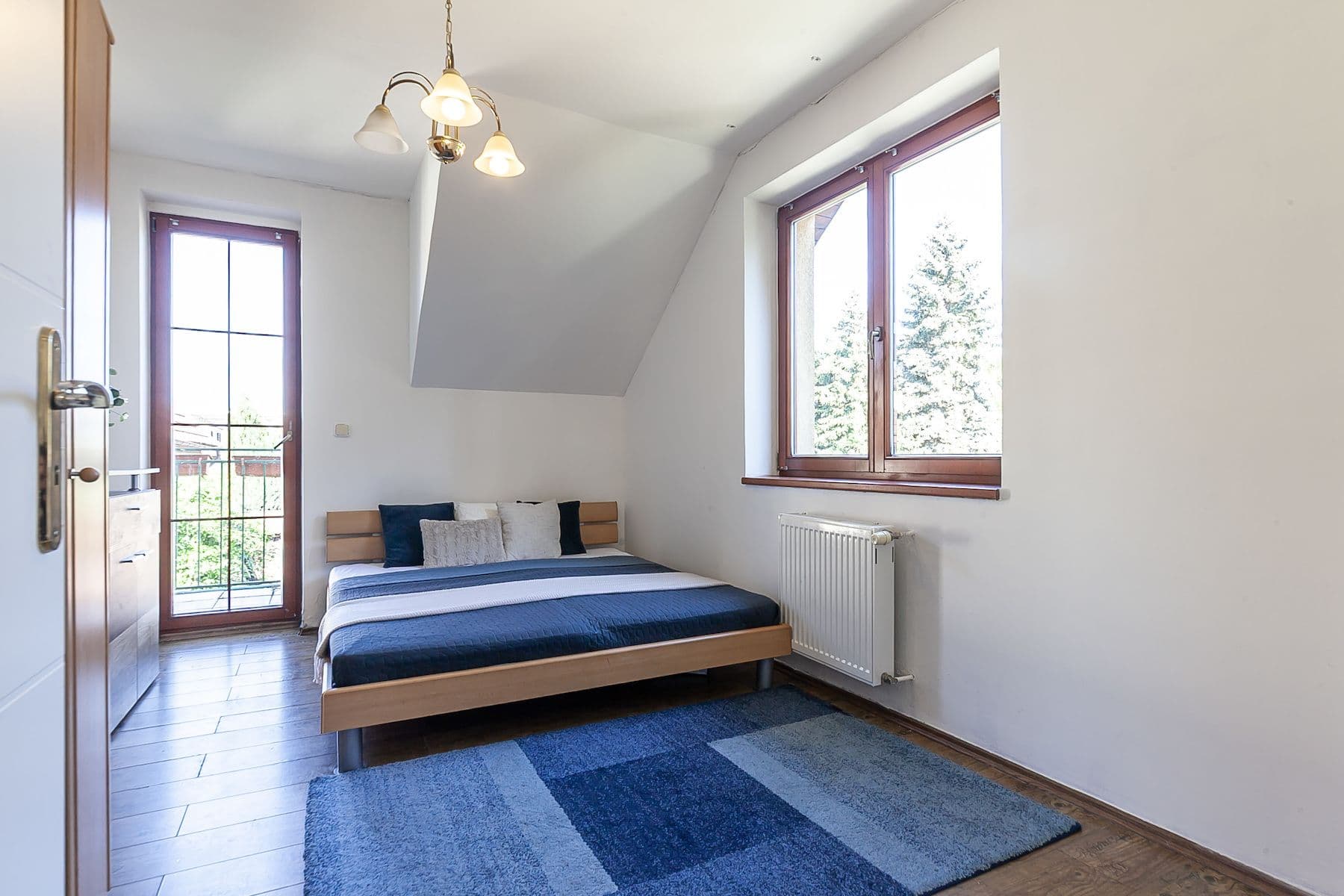 Prodej bytu 4+1 371 m², Palouky, Hostivice, Středočeský kraj Prodej bytu 4+1 371 m², Palouky, Hostivice, Středočeský kraj