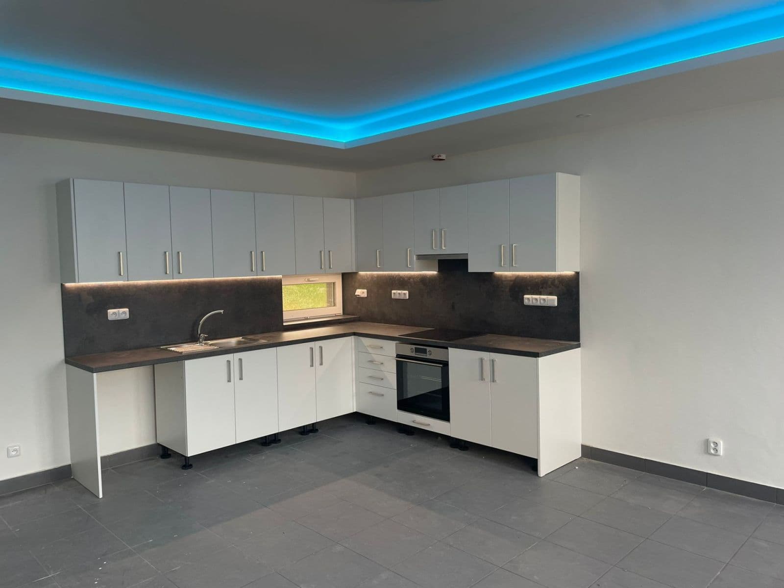 Pronájem domu 103 m², pozemek 100 m², náměstí Svobody, Šternberk, Olomoucký kraj Pronájem domu 103 m², pozemek 100 m², náměstí Svobody, Šternberk, Olomoucký kraj