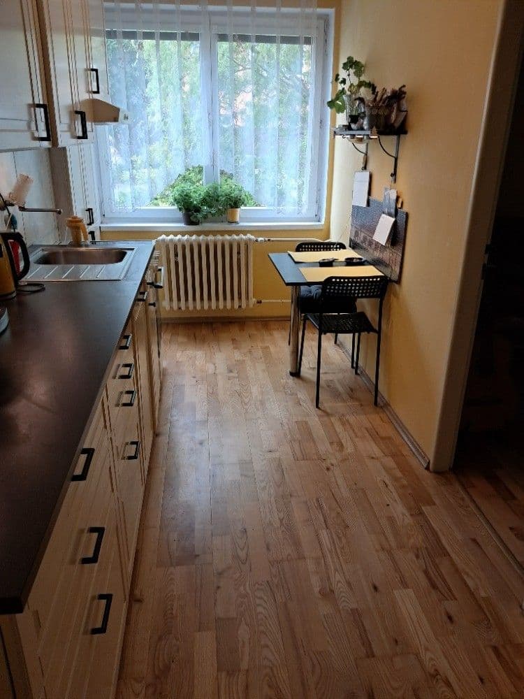 Prodej bytu 3+1 72 m², U Rybníčku, Velké Přílepy, Středočeský kraj Prodej bytu 3+1 72 m², U Rybníčku, Velké Přílepy, Středočeský kraj