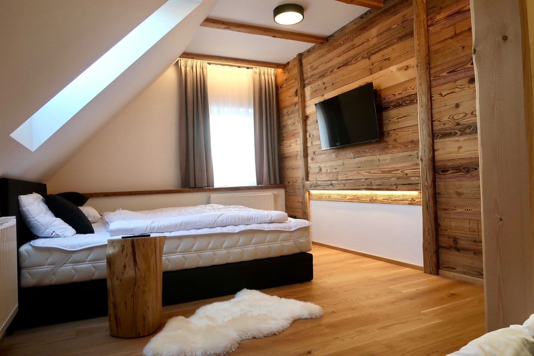 Prodej domu 200 m², pozemek 1.859 m², Rokytnice nad Jizerou, Liberecký kraj Prodej domu 200 m², pozemek 1.859 m², Rokytnice nad Jizerou, Liberecký kraj