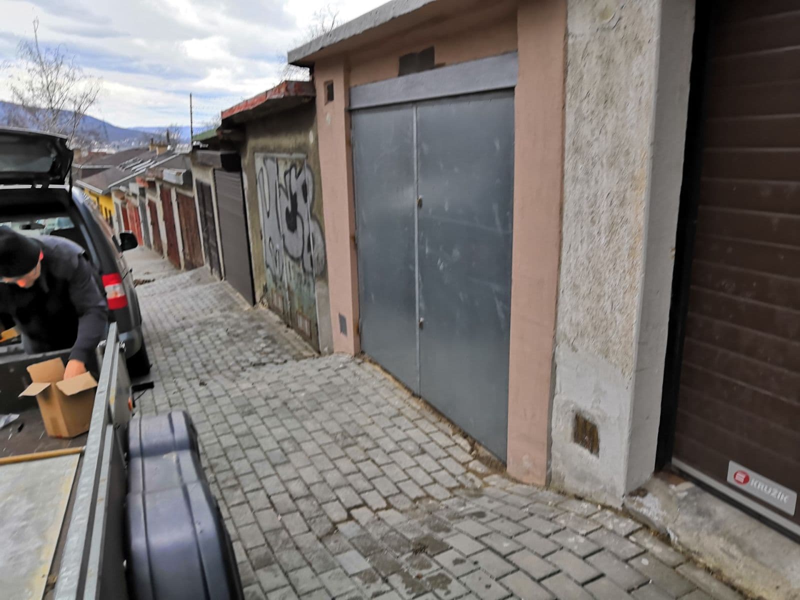 Pronájem garáže 17 m², Zeleného, Brno, Jihomoravský kraj Pronájem garáže 17 m², Zeleného, Brno, Jihomoravský kraj
