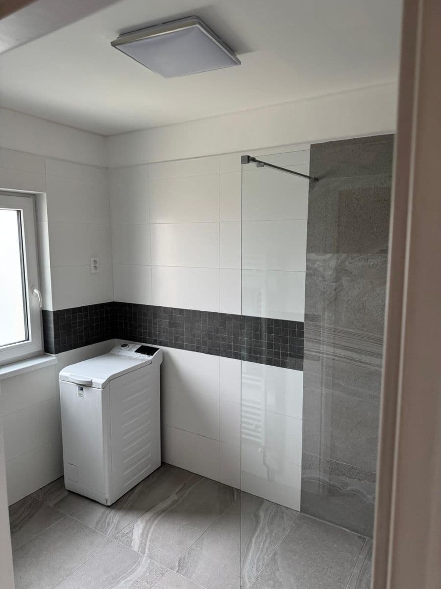 Pronájem bytu 2+1 55 m², U Jeslí, Lanškroun, Pardubický kraj Pronájem bytu 2+1 55 m², U Jeslí, Lanškroun, Pardubický kraj