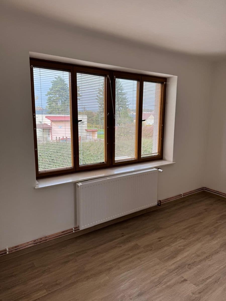 Pronájem bytu 2+1 55 m², U Jeslí, Lanškroun, Pardubický kraj Pronájem bytu 2+1 55 m², U Jeslí, Lanškroun, Pardubický kraj