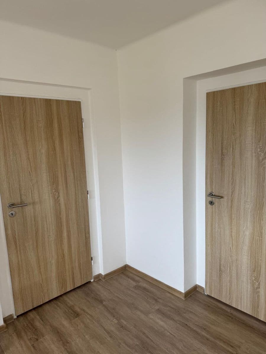 Pronájem bytu 2+1 55 m², U Jeslí, Lanškroun, Pardubický kraj Pronájem bytu 2+1 55 m², U Jeslí, Lanškroun, Pardubický kraj