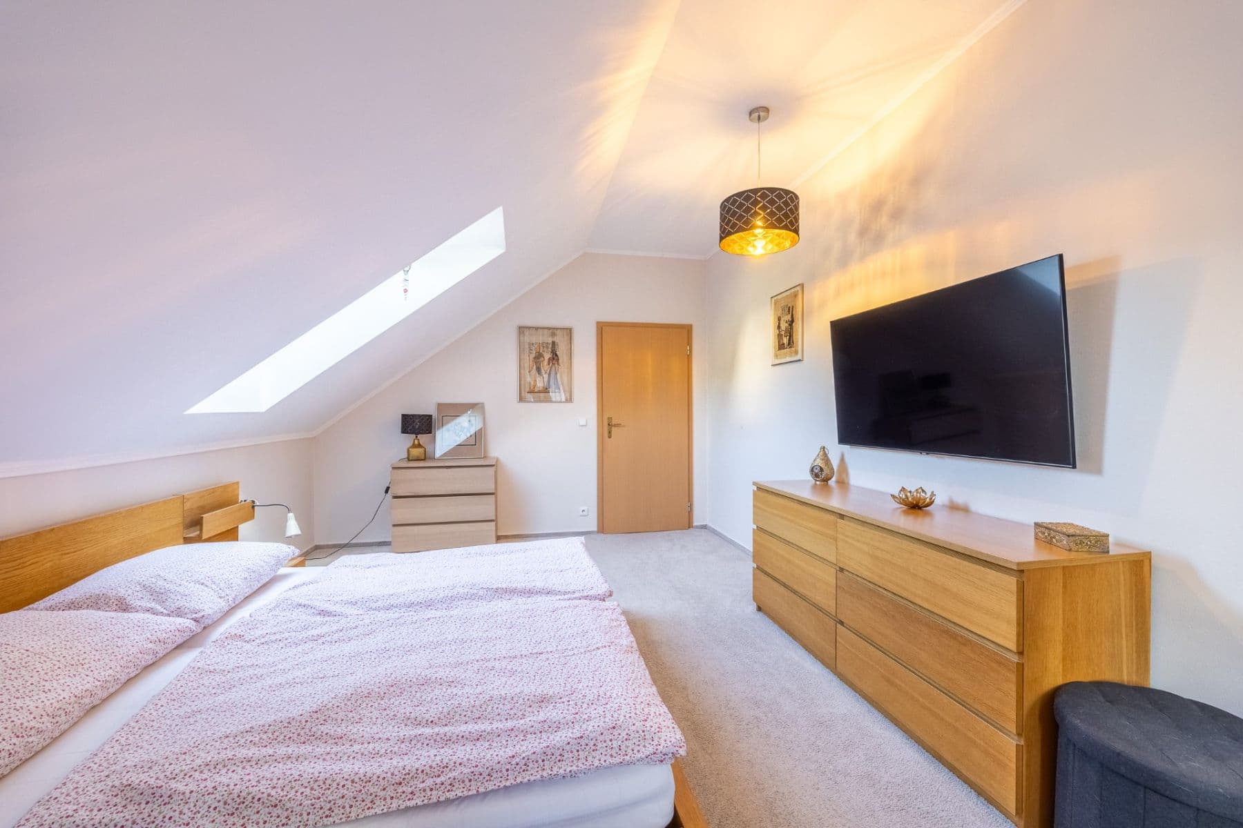 Prodej domu 204 m², pozemek 753 m², K Hubačovu, Mnichovice, Středočeský kraj Prodej domu 204 m², pozemek 753 m², K Hubačovu, Mnichovice, Středočeský kraj