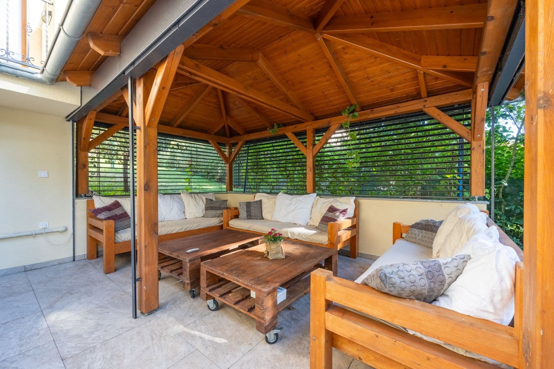 Prodej domu 204 m², pozemek 753 m², K Hubačovu, Mnichovice, Středočeský kraj Prodej domu 204 m², pozemek 753 m², K Hubačovu, Mnichovice, Středočeský kraj