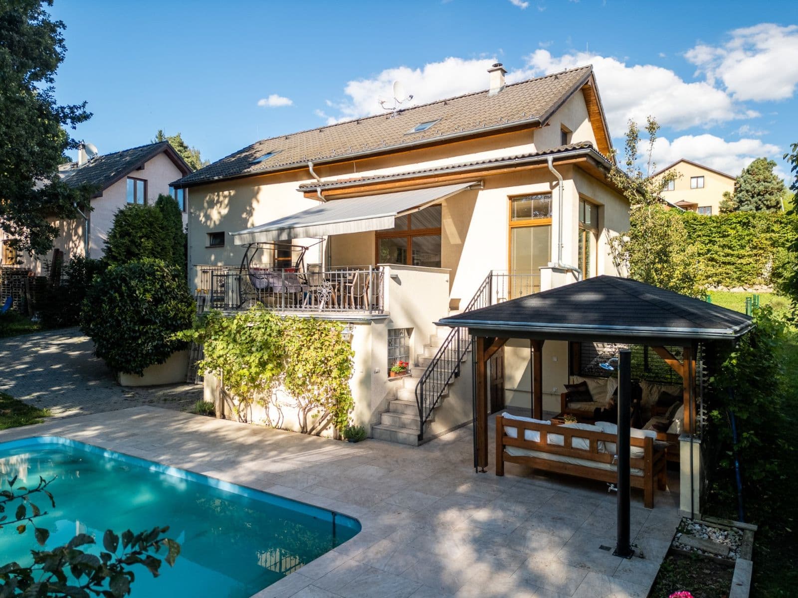 Prodej domu 204 m², pozemek 753 m², K Hubačovu, Mnichovice, Středočeský kraj Prodej domu 204 m², pozemek 753 m², K Hubačovu, Mnichovice, Středočeský kraj