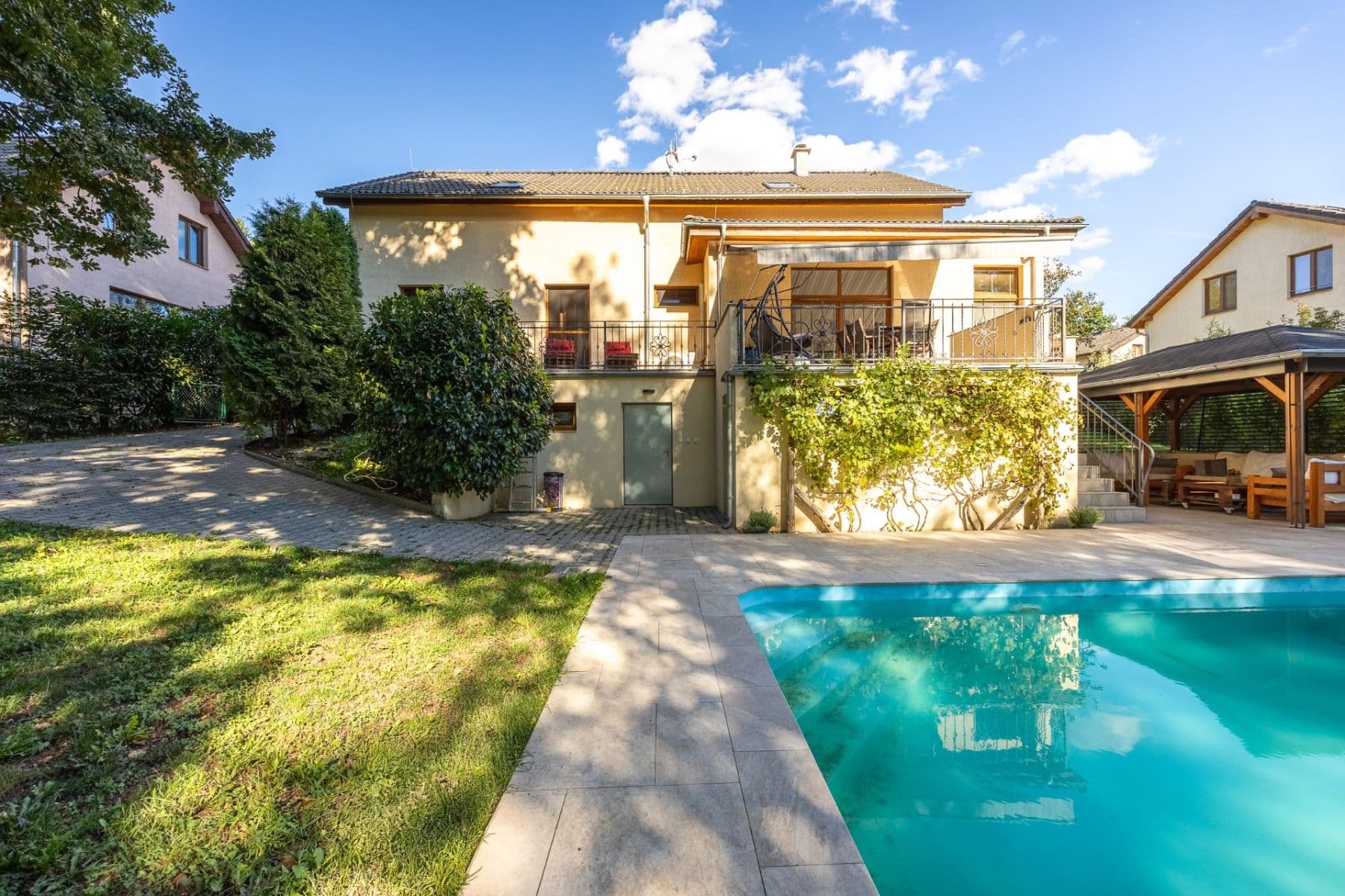 Prodej domu 204 m², pozemek 753 m², K Hubačovu, Mnichovice, Středočeský kraj Prodej domu 204 m², pozemek 753 m², K Hubačovu, Mnichovice, Středočeský kraj