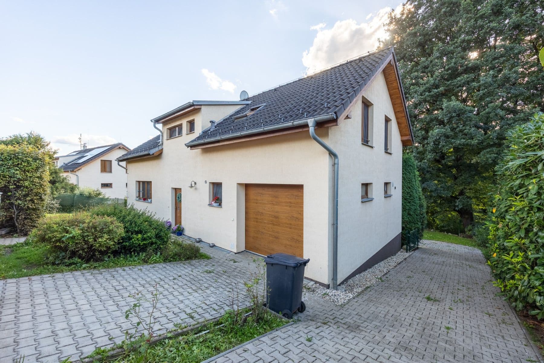 Prodej domu 204 m², pozemek 753 m², K Hubačovu, Mnichovice, Středočeský kraj Prodej domu 204 m², pozemek 753 m², K Hubačovu, Mnichovice, Středočeský kraj