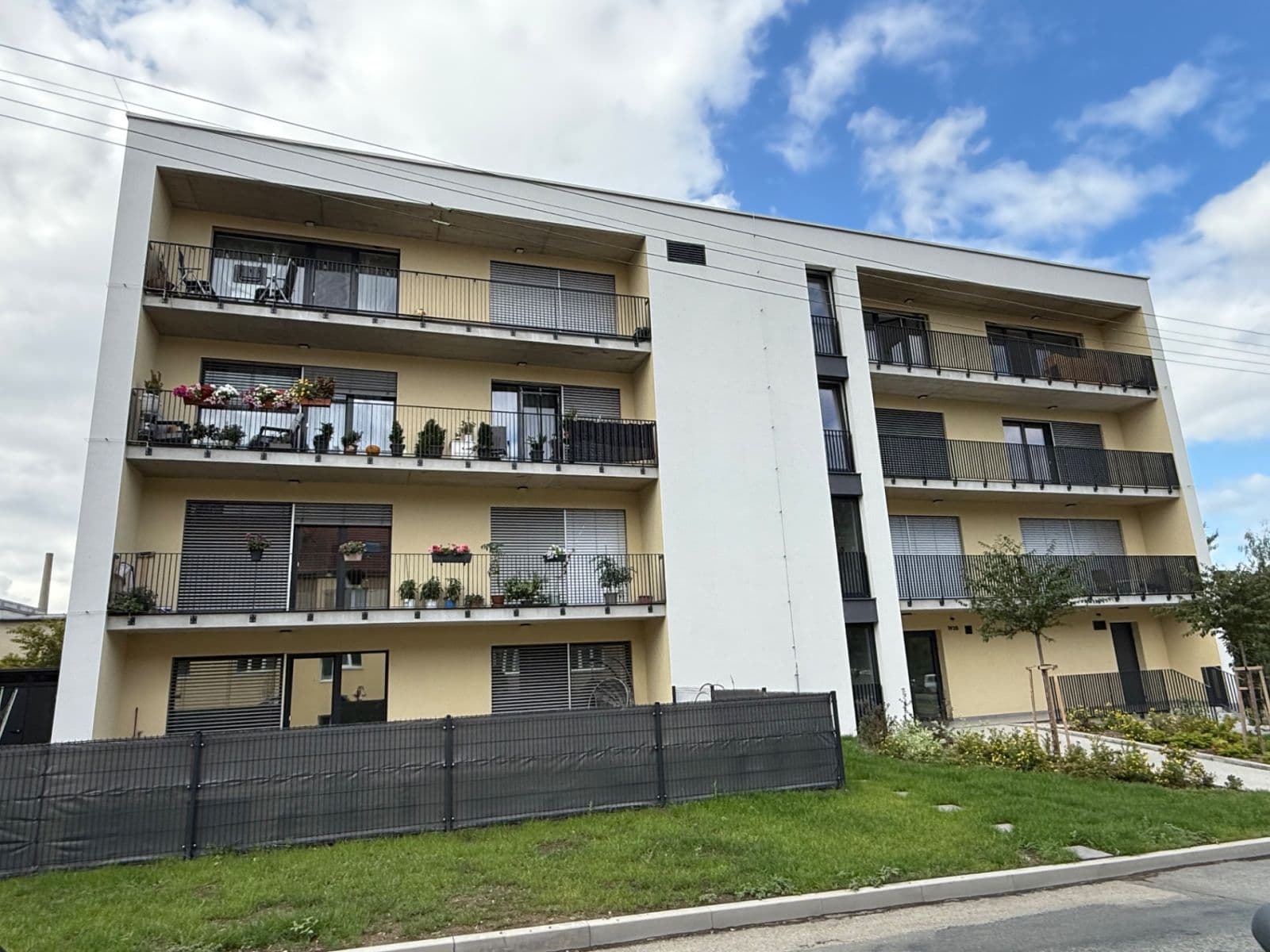 Pronájem bytu 1+kk 52 m², Nádražní, Slavkov u Brna, Jihomoravský kraj Pronájem bytu 1+kk 52 m², Nádražní, Slavkov u Brna, Jihomoravský kraj