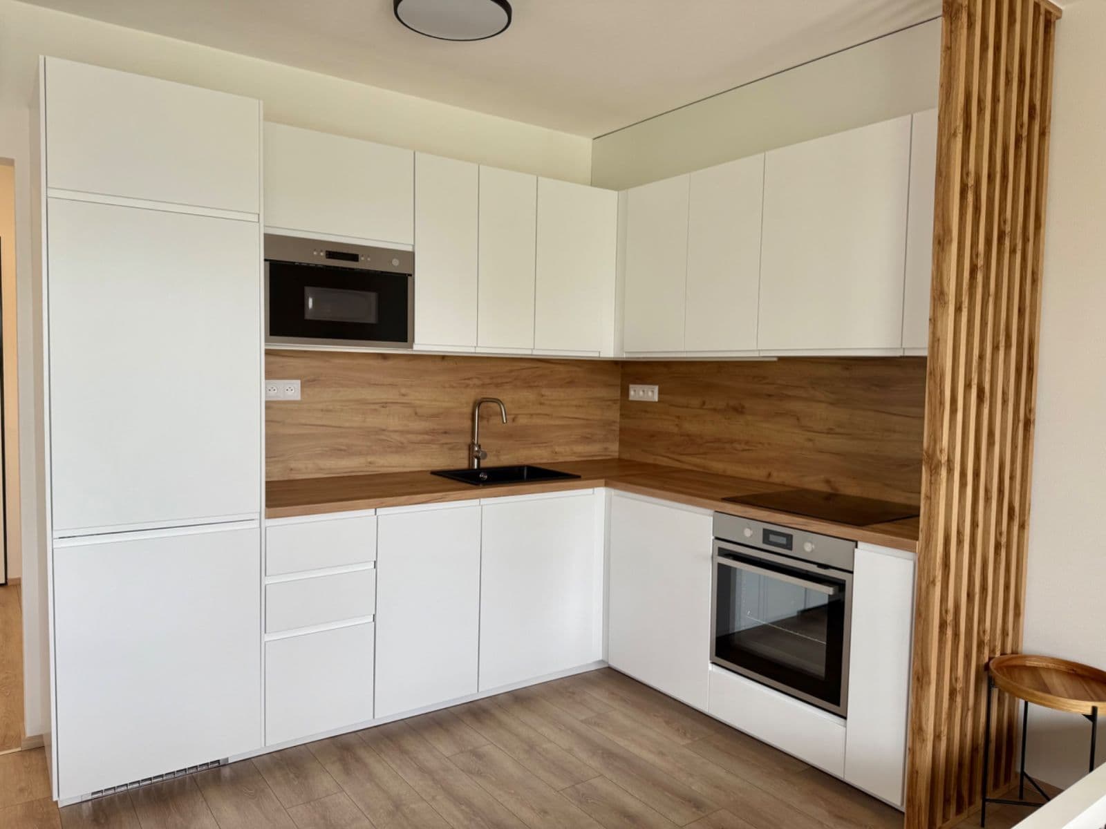 Pronájem bytu 1+kk 52 m², Nádražní, Slavkov u Brna, Jihomoravský kraj Pronájem bytu 1+kk 52 m², Nádražní, Slavkov u Brna, Jihomoravský kraj
