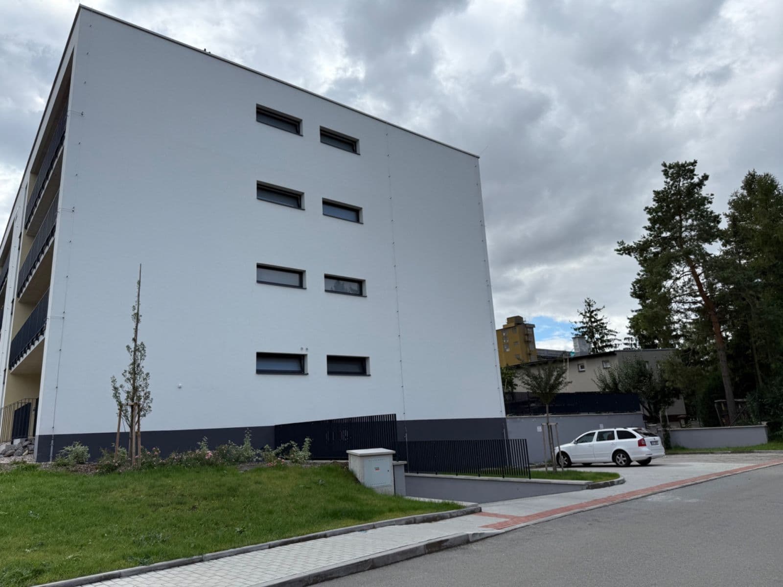 Pronájem bytu 1+kk 52 m², Nádražní, Slavkov u Brna, Jihomoravský kraj Pronájem bytu 1+kk 52 m², Nádražní, Slavkov u Brna, Jihomoravský kraj