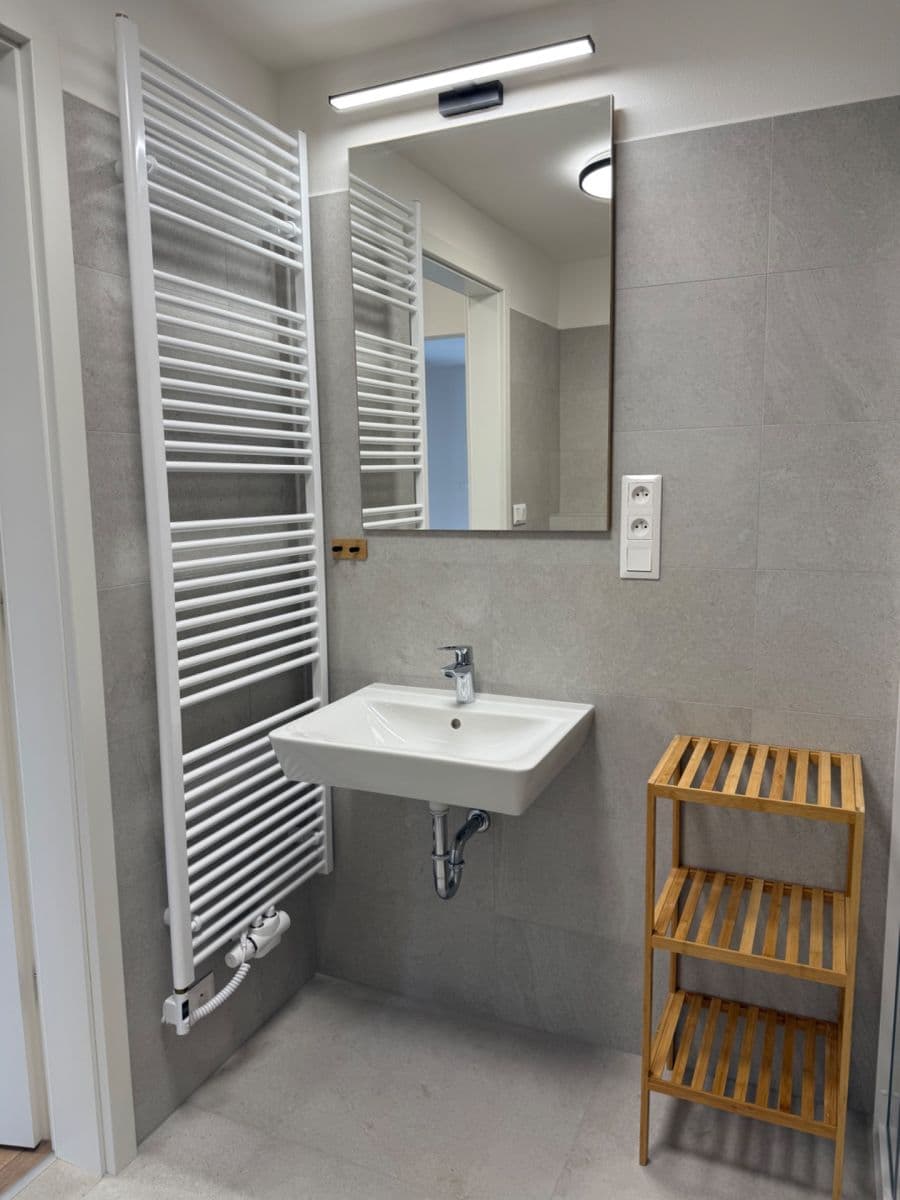 Pronájem bytu 1+kk 52 m², Nádražní, Slavkov u Brna, Jihomoravský kraj Pronájem bytu 1+kk 52 m², Nádražní, Slavkov u Brna, Jihomoravský kraj